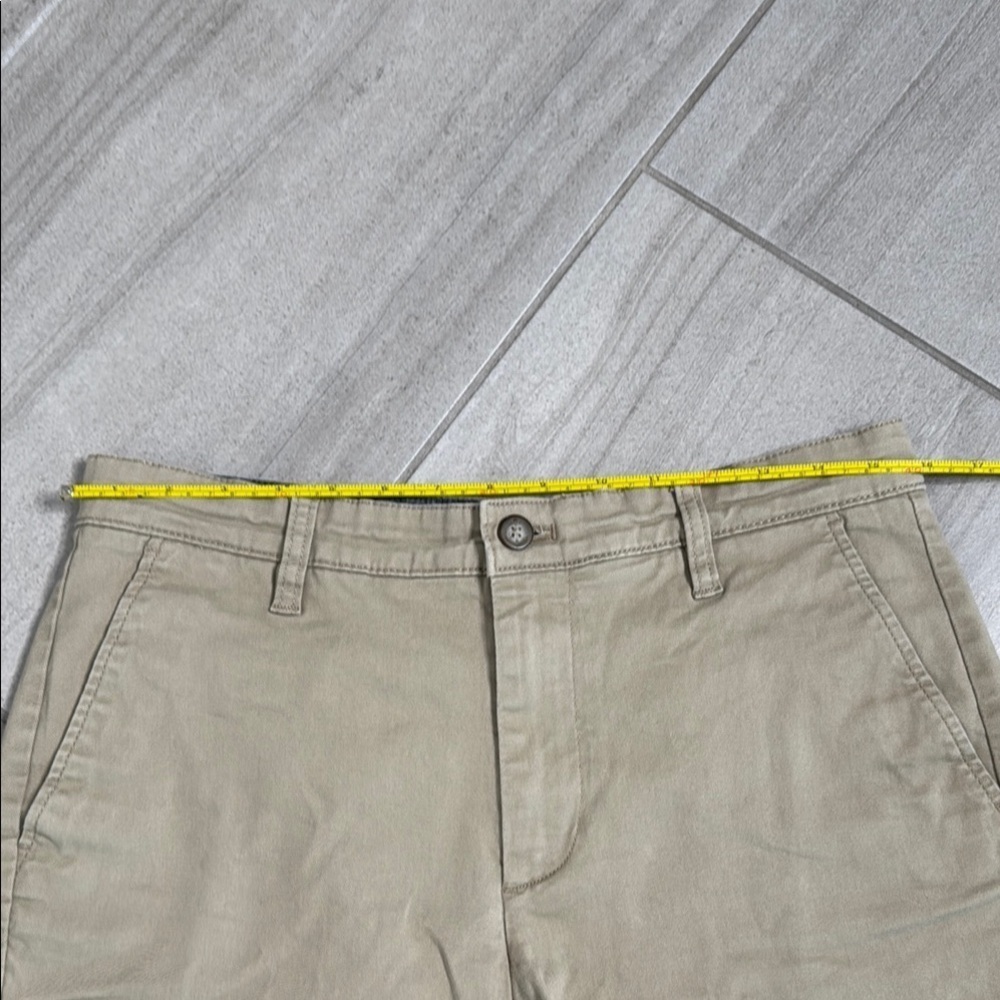 Nautica Tan Flat Front Shorts Lightweight Casual - Picture 6 of 9
